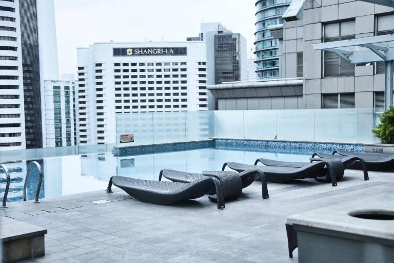 Holiday apartment with jacuzzi & pool | Next to Petronas Towers | Perfect for remote work — photo 3