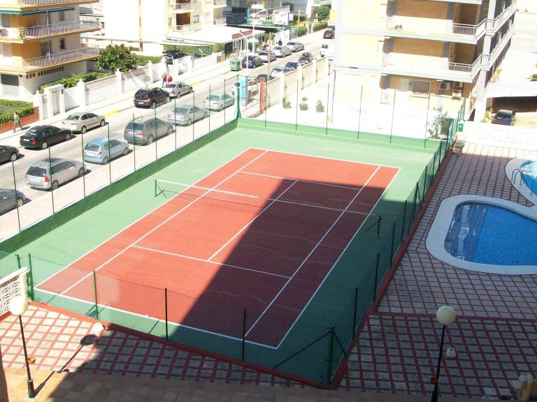 Child-friendly charming apartment with patio & pool | Close to the beach | Pets allowed — photo 3