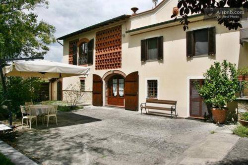 House  Lucca