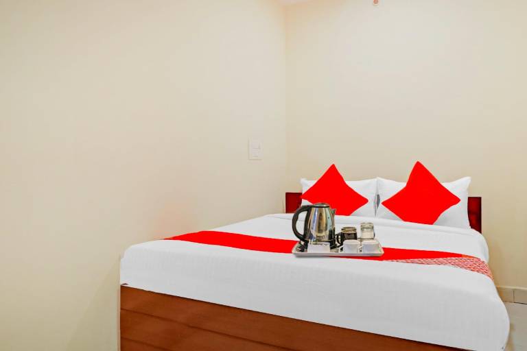 Hotel O Aayush Stay Inn