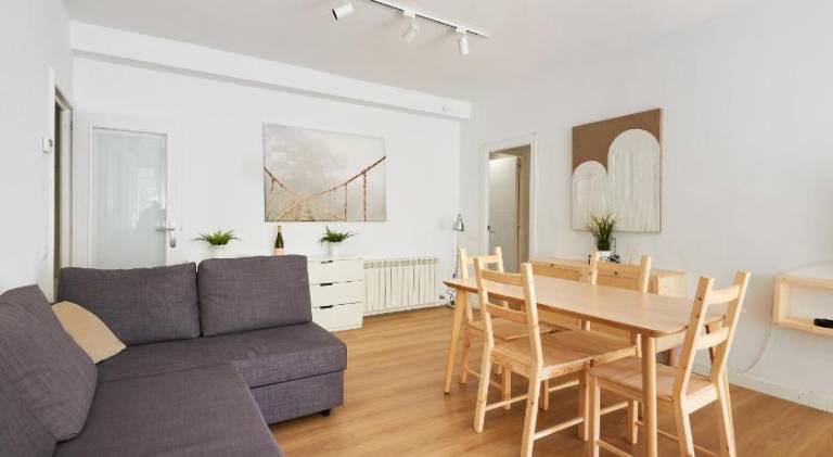Fully equipped big apartment with terrace | Pets allowed — photo 3