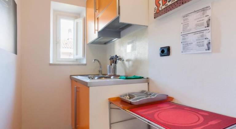Apartment with garden | Near Piazza dell'Anfiteatro — photo 4
