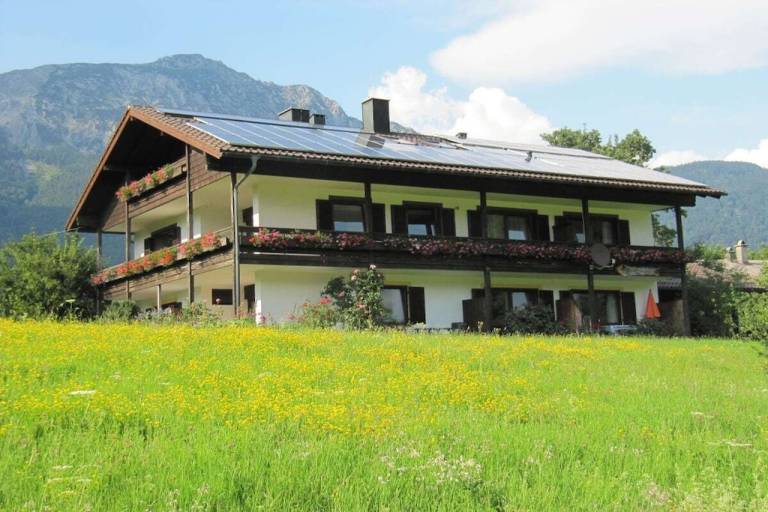 Ferienhaus mit Hund in Bad Reichenhall fuer max. 2 Personen