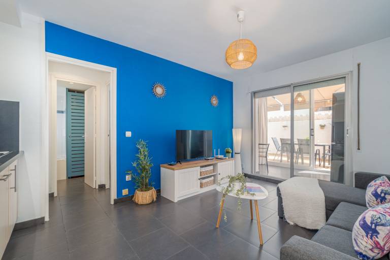 Holiday apartment with garden & terrace in Roses