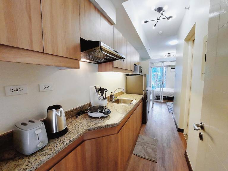 Lovely holiday apartment with pool | Good for workation | Dogs allowed in Makati