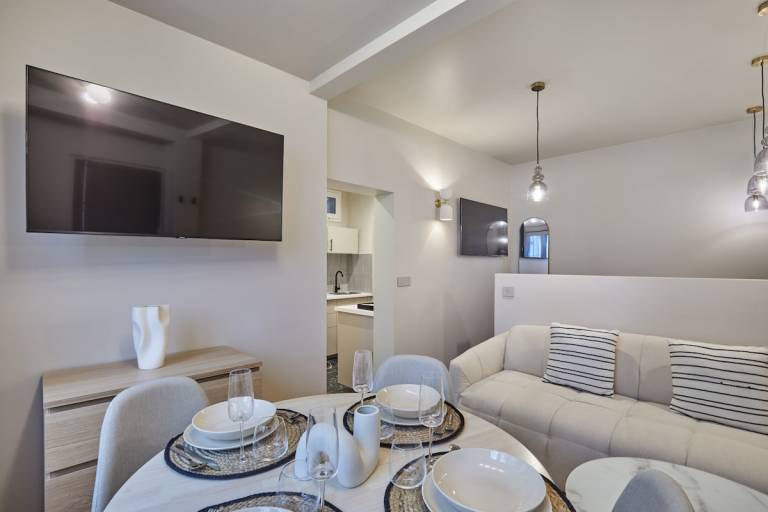 Apartment Montmartre Moulin rouge