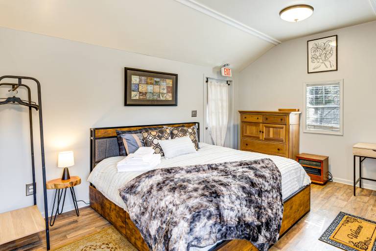 6 Mi to Clift Farm! Pet-Friendly Guesthouse — photo 2