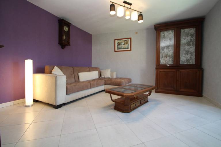 Gite with terrace & yard — photo 3
