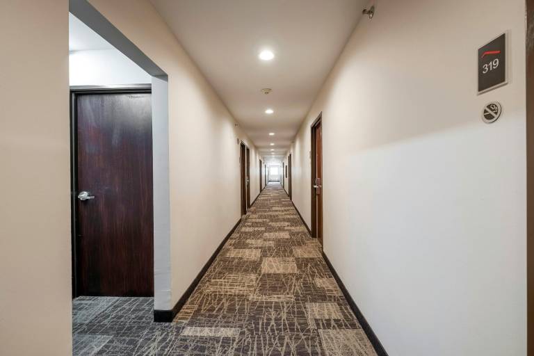 Red Roof Inn Sulphur — photo 4