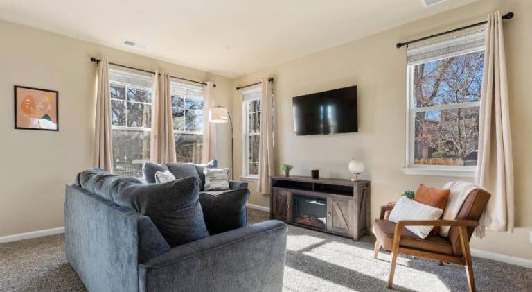 Holiday apartment with garden & patio | Perfect for remote work — photo 2