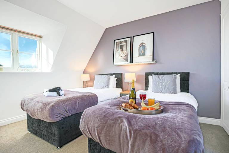 Vacation home with garden | Suitable for remote work in Northampton