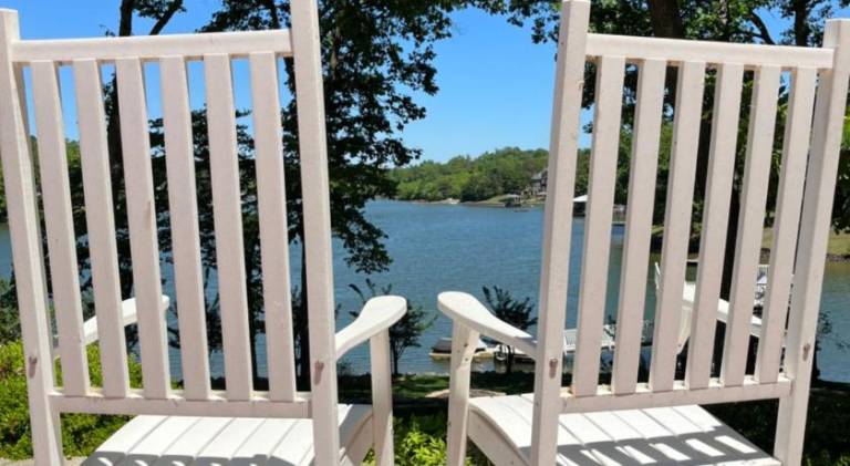 Lake House Suite