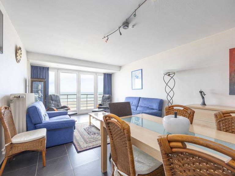 Studio on the 3rd floor with phenomenal sea view in Middelkerke