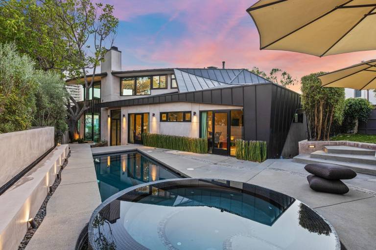 House  West Hollywood