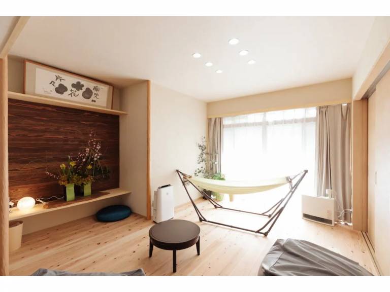 House Iwamida