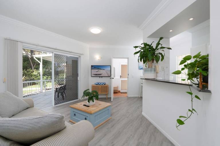 Apartment Surfers Paradise