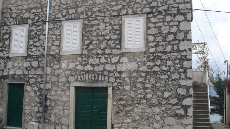 kuća  Duba