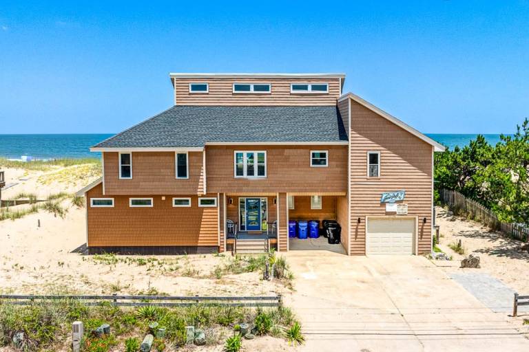 House  Sandbridge