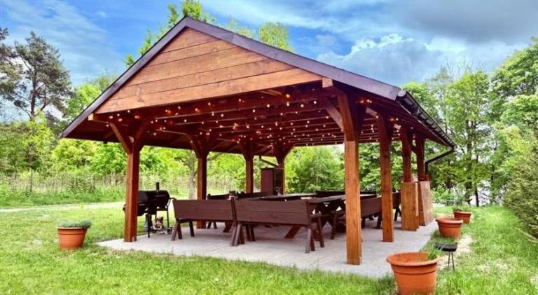House with garden & barbeque — photo 4