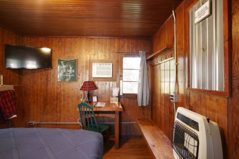 Cadillac, MI Cabin Rentals from 81 HomeToGo