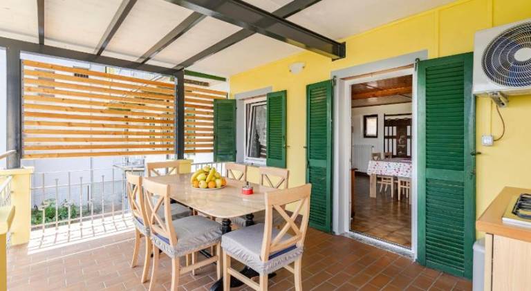 House with 2 rooms for 4 persons — photo 4