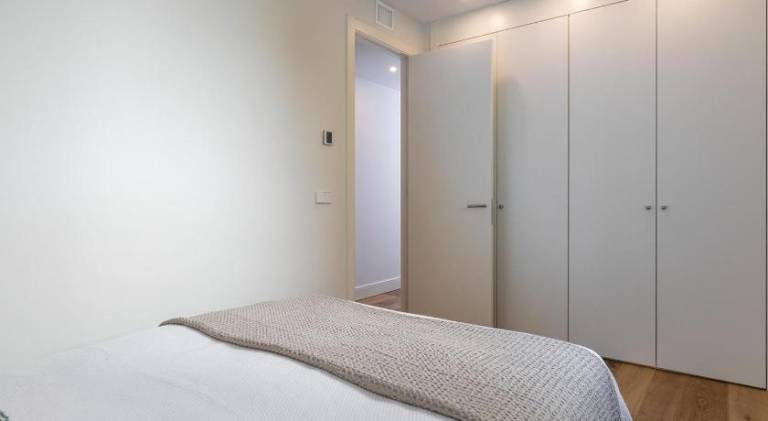 Holiday apartment | Near Puerta de Alcalá | Suitable for remote work | Dogs allowed — photo 5
