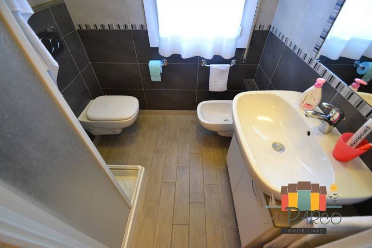 Holiday apartment with 2 rooms for 4 persons — photo 5