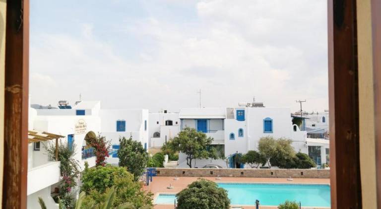 Lovely serviced apartment with pool, garden & patio | Close to the beach | Pets are welcome — photo 3