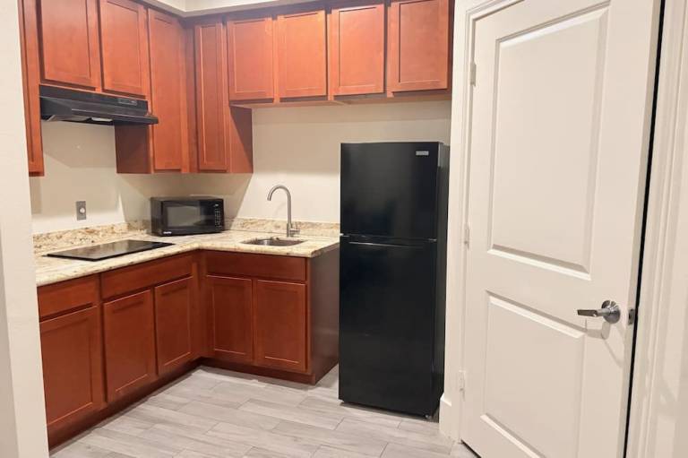 Americas Best Value Inn & Suites Houston Veterans Memorial