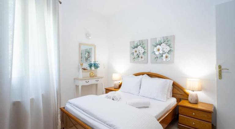 Holiday apartment with garden & terrace — photo 2