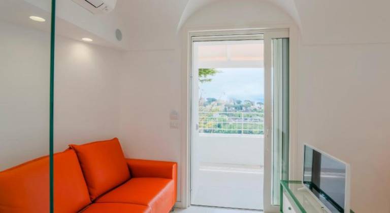 Rental apartment with patio & pool in Agerola