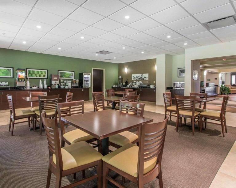 Sleep Inn & Suites Middlesboro — photo 3