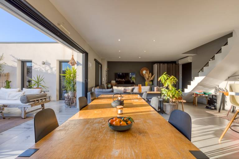 Family-friendly villa with grill, garden & pool | Garden view | Suitable for remote work | Dogs allowed — photo 5