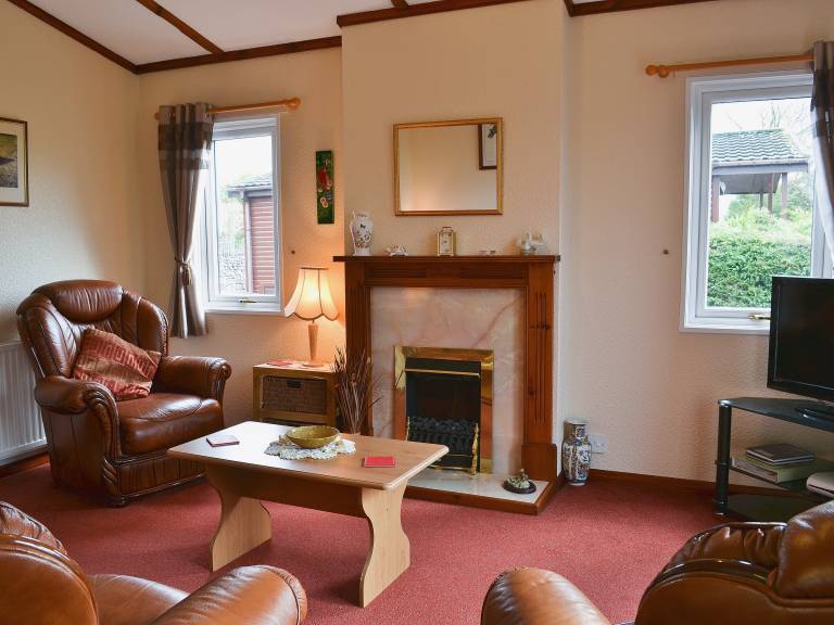 Children-friendly cottage with yard | Pets allowed — photo 2