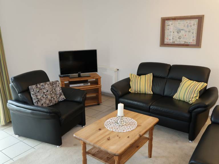 Child-friendly nice house with yard & patio | Pets allowed — photo 2
