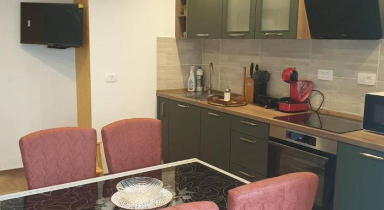 Apartment with 1 room for 4 persons — photo 2