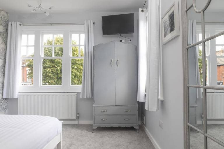 Bed & Breakfast  Canterbury