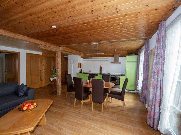 Apartment with BBQ, garden & patio | Mountain view | Pet-friendly — photo 2