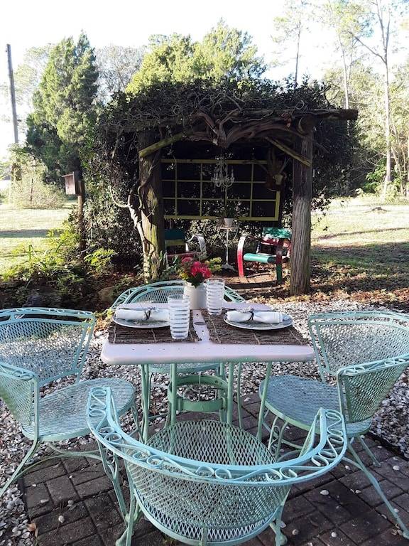Cottage Dade City
