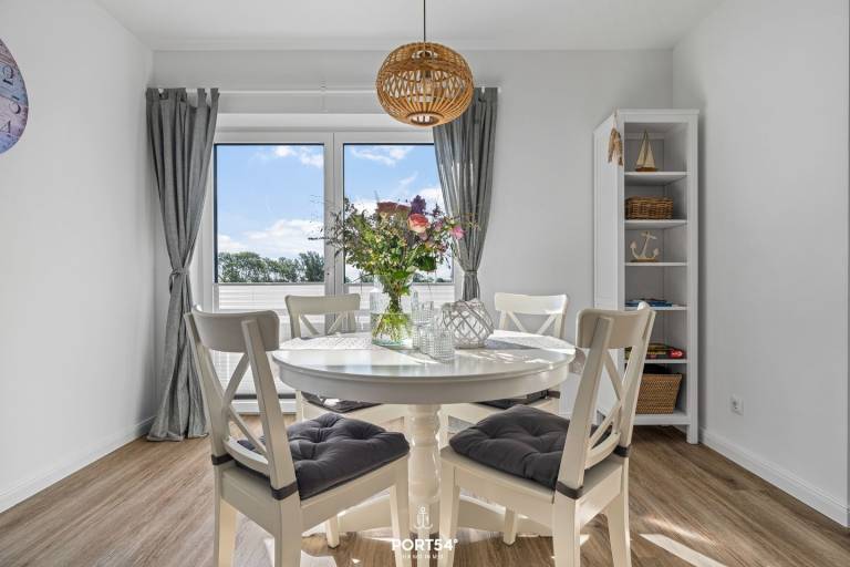 Küstenglück - Shower room, covered balcony, garden furniture, TV, parking space — photo 5