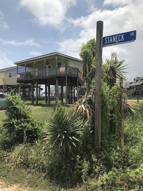 House  Surfside Beach