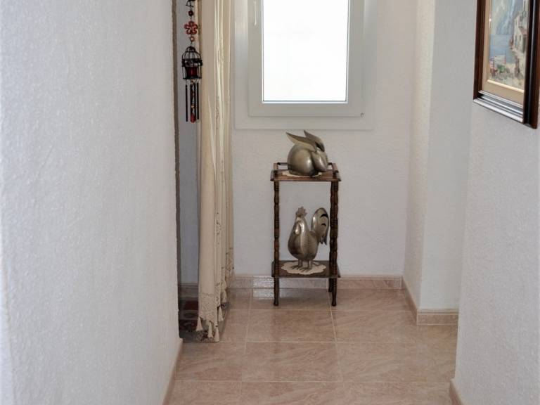 Vacation home with pool, patio & grill | Sea view — photo 4