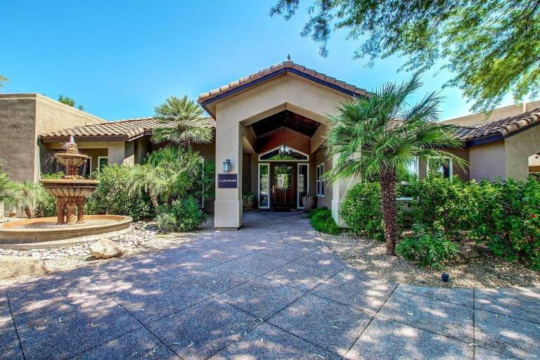 Condo  Heritage Terrace