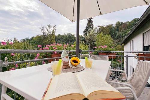Rental apartment with terrace & yard | Pet-friendly — photo 3