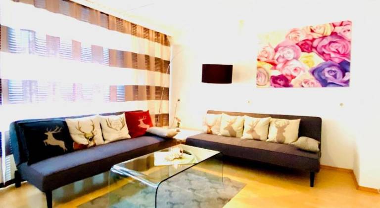 Apartment with hot tub — photo 3