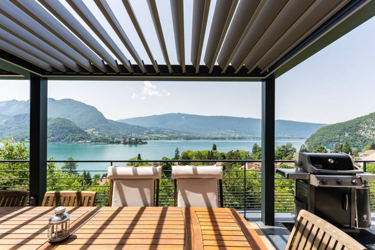 Villa with terrace, yard & barbecue in Talloires-Montmin