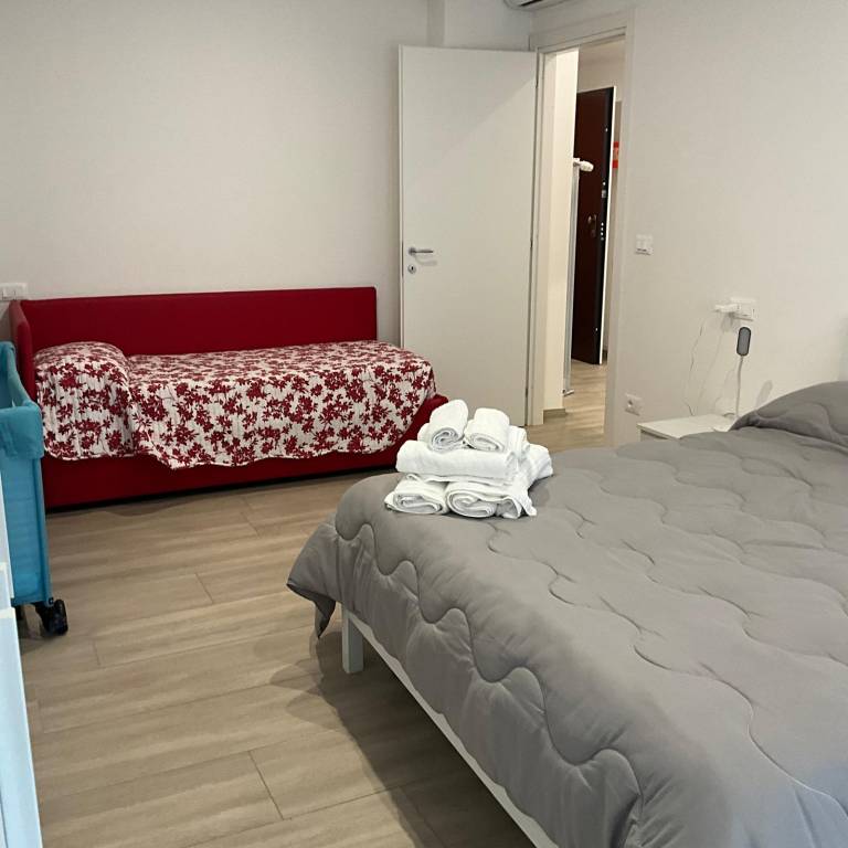 Fully equipped apartment | Sea view | Beach nearby | Suitable for remote work | Pets allowed — photo 4