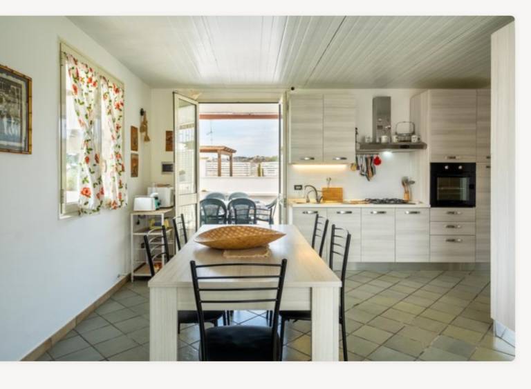 Child-friendly house with barbecue & terrace | Panoramic view | Next to the beach | Pet-friendly — photo 4