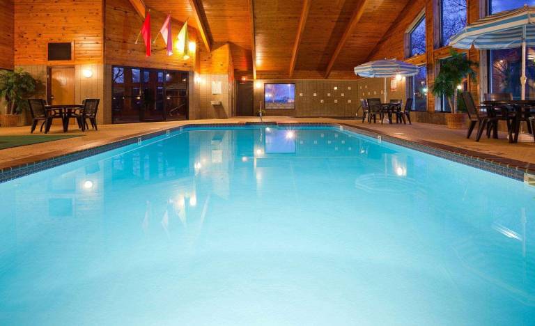 AmericInn by Wyndham Princeton IL — photo 2