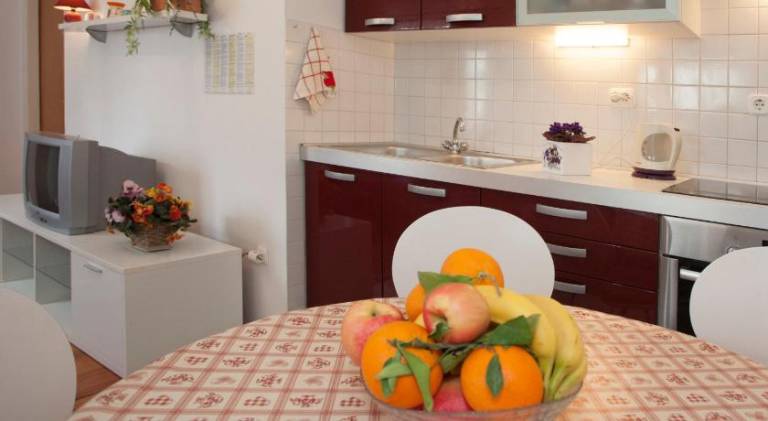 Rental apartment with patio & garden | Next to Diocletian's Palace — photo 5